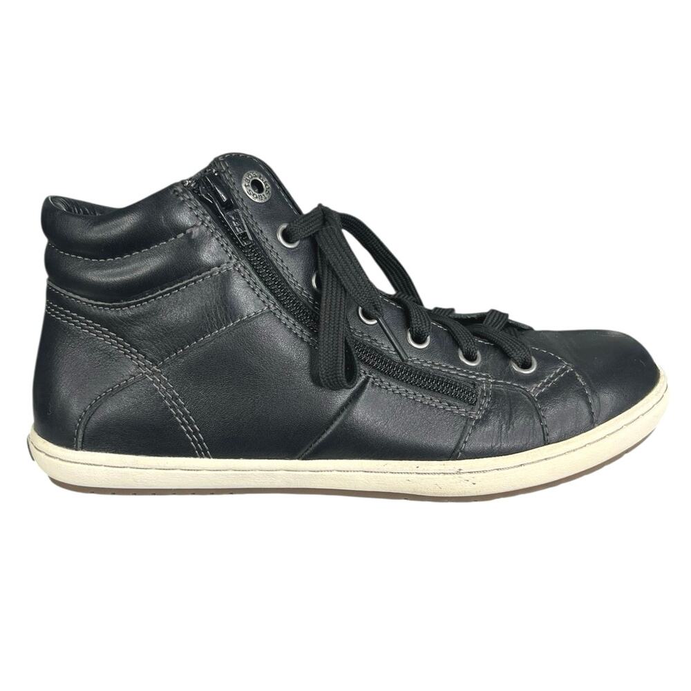 Taos Women’s Union Black Leather Side Zip Sneakers Size US 8